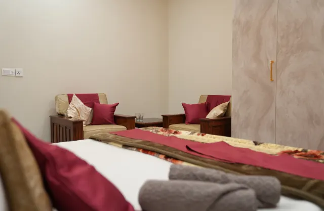 Single Room, Infinite Comfort